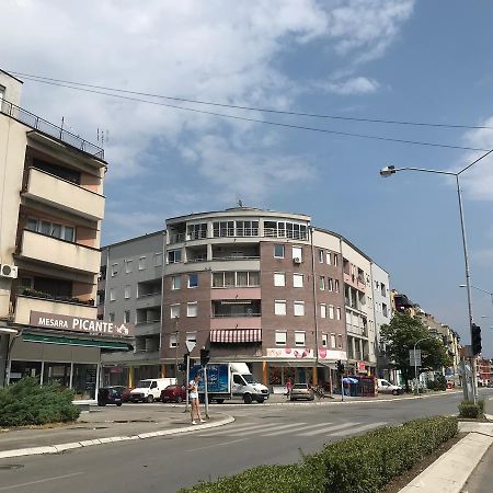 La Apartamento Jagodina Buitenkant foto