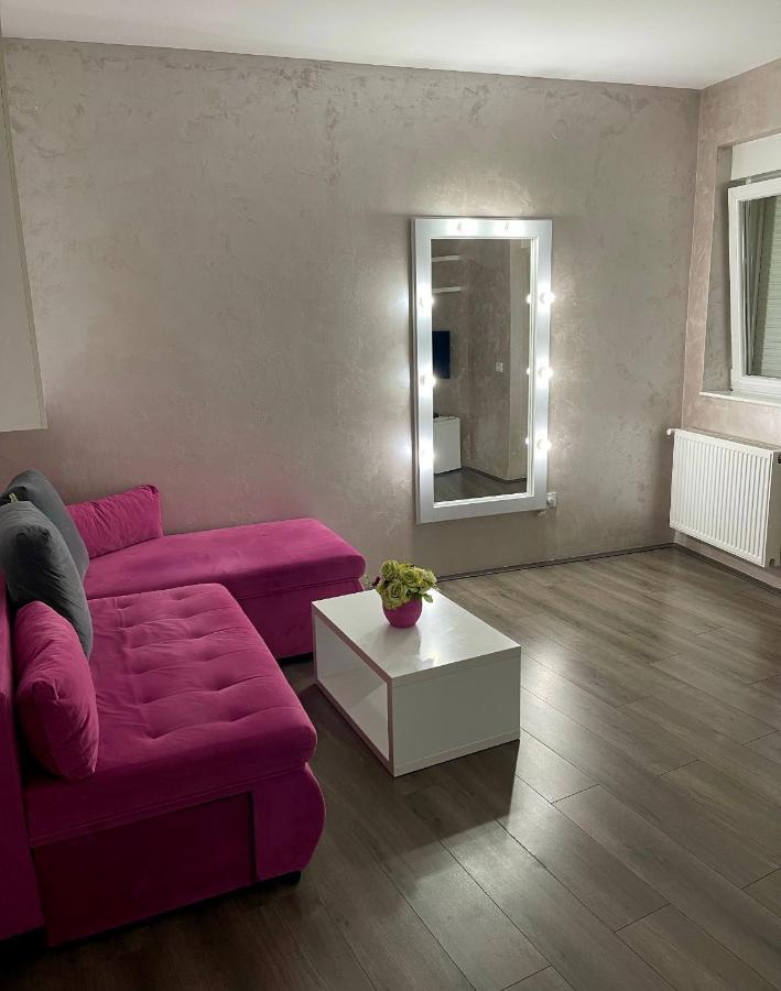 La Apartamento Jagodina Buitenkant foto