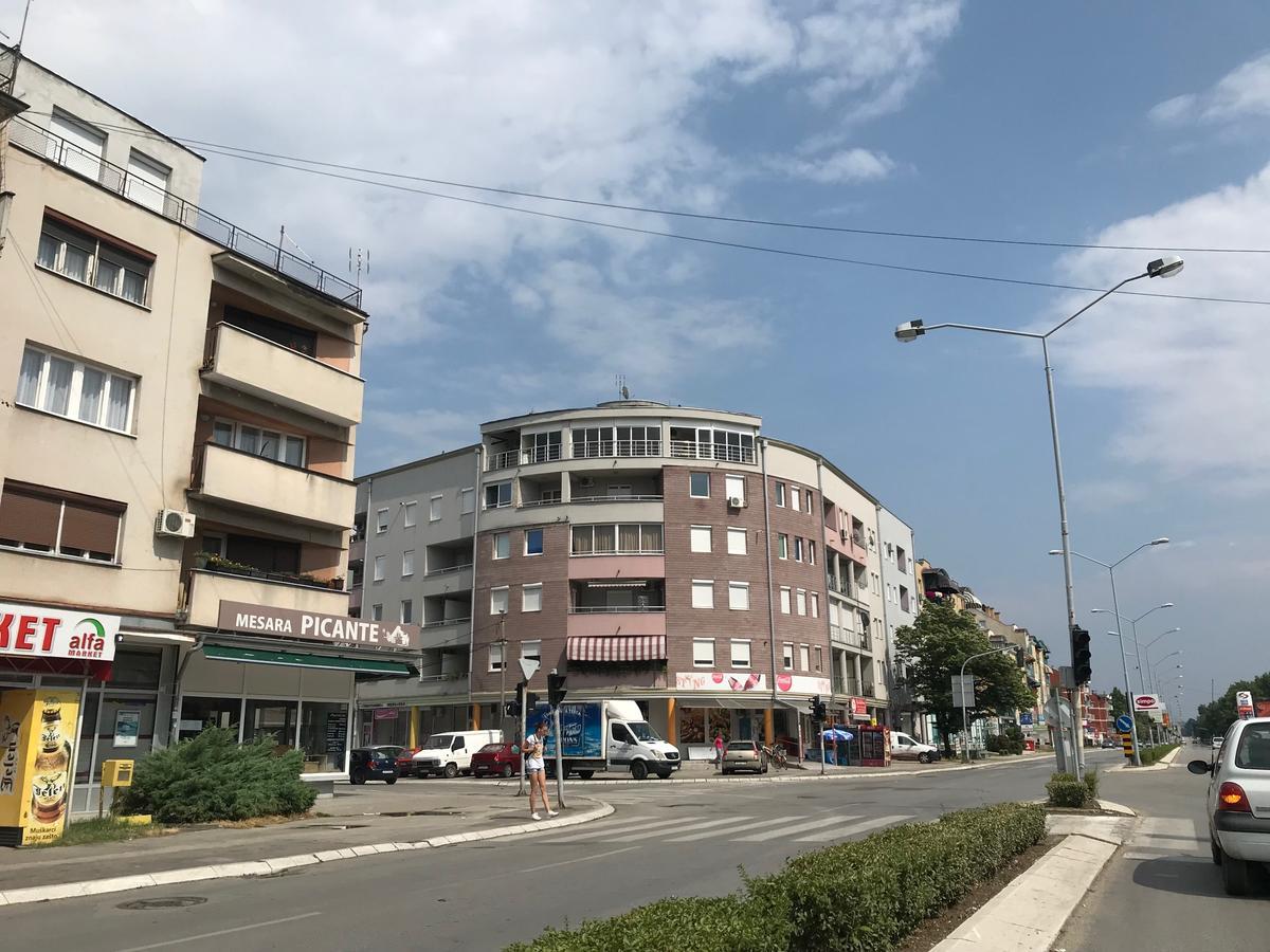 La Apartamento Jagodina Buitenkant foto
